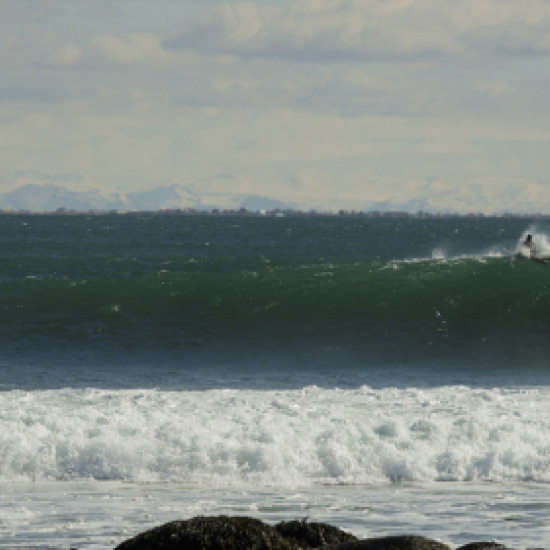 iceland albertflorian framegrab surfing 001 web